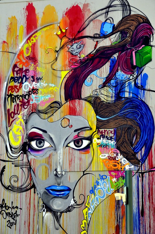 Какие примеры уникальных коллекций NFT существуют?