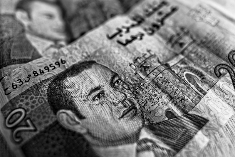 Какие меры безопасности нужно принять при работе с DeFi?